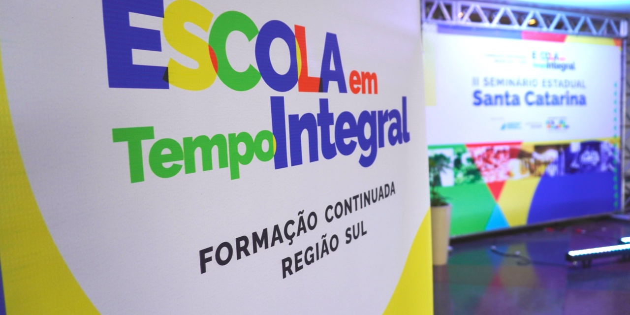Educação pública: Lages sediou seminário estadual que fortalece práticas e políticas para a Escola em Tempo Integral