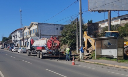 Operação conjunta alerta para o descarte irregular em redes de drenagem