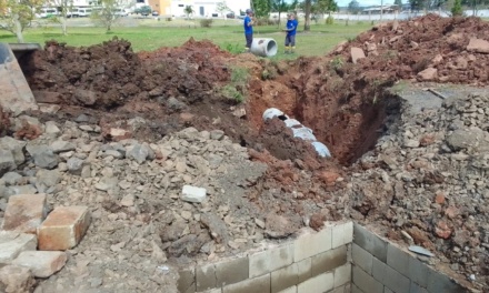 Prefeitura amplia redes de drenagem nos bairros Araucária e Universitário