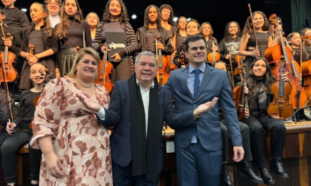 Orquestra Jovem de Lages emociona público em homenagem ao deputado Mário Motta