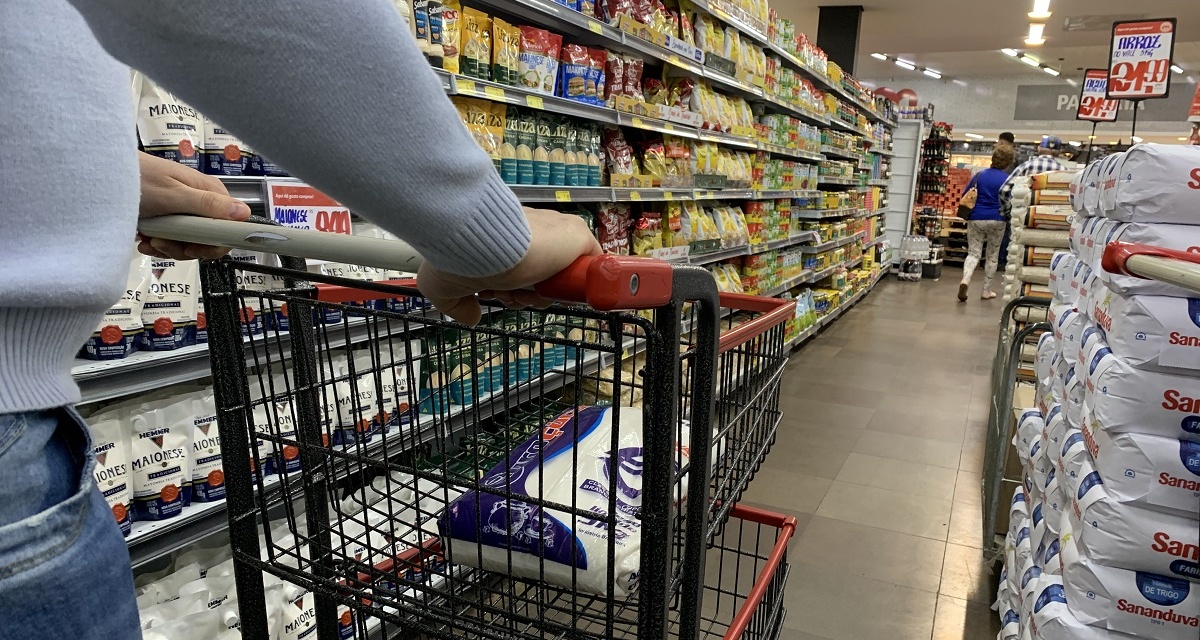Pesquisa do Procon para cesta básica em novembro apresenta variações significativas nos preços praticados pelos supermercados da cidade