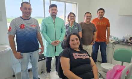 Mutirão de próteses dentárias beneficia 23 moradores em Otacílio Costa