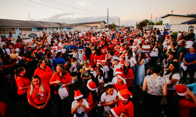 Caravana da FelizCidade diverte crianças e famílias no bairro Santa Helena e abre as festividades mais pertinho da casa dos lageanos neste Natal