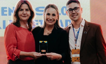 Educação de Lages é premiada pela conquista do Selo Ouro no Compromisso Nacional com a Alfabetização na 2ª edição do Prêmio Undime-SC