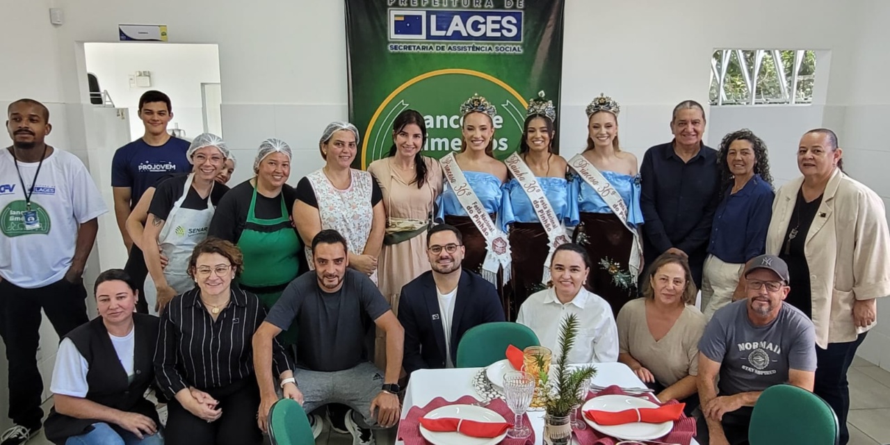Entre tradição e solidariedade: realeza da Festa do Pinhão visita Banco de Alimentos de Lages