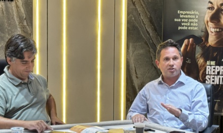 Secretário de Planejamento Urbano apresenta avanços e projetos da pasta a empresários da ACIL