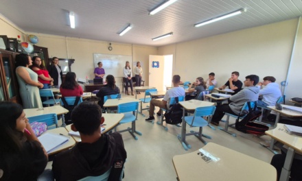 Bocaina: Realeza da 40ª Mostra do Campo visita EEB Campos Sales e convida jovens para a nova seleção