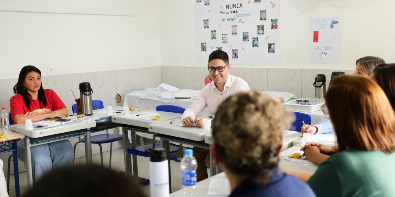 Emeb Santa Helena recebe 1ª edição do Programa Conexão Escola e Direção