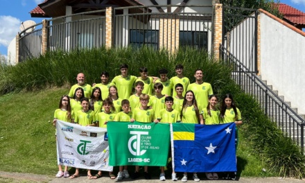 Equipe de Lages conquista 12 medalhas em torneio estadual de natação