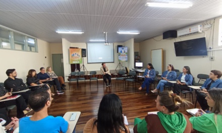 Projeto do Paternidade “Um Olhar para o Adolescente, além da sala de aula” é lançado na CRE de Lages
