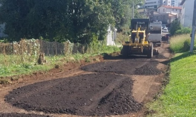 Revestimento primário impulsiona melhorias em bairros de Lages