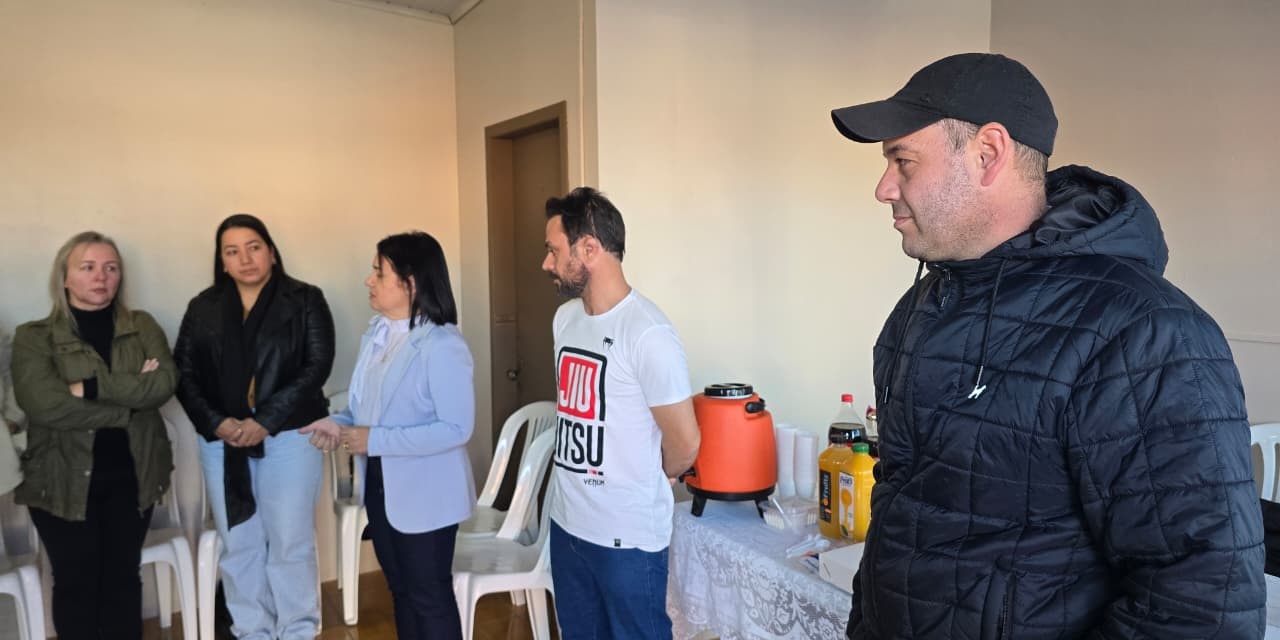 Secretaria de Saúde realiza “Café com a Enfermagem” em homenagem aos profissionais da área