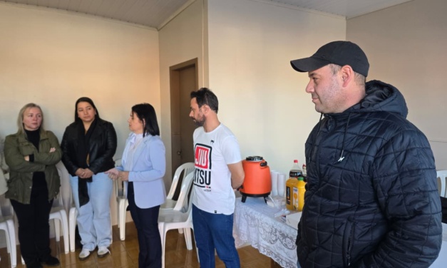 Secretaria de Saúde realiza “Café com a Enfermagem” em homenagem aos profissionais da área